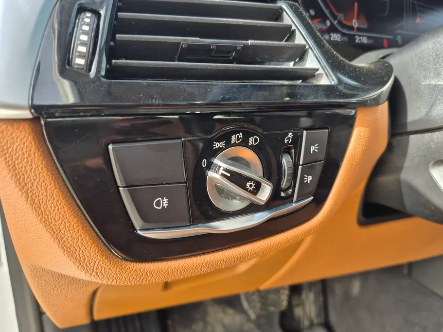 2023 BMW 5 Series 520i 