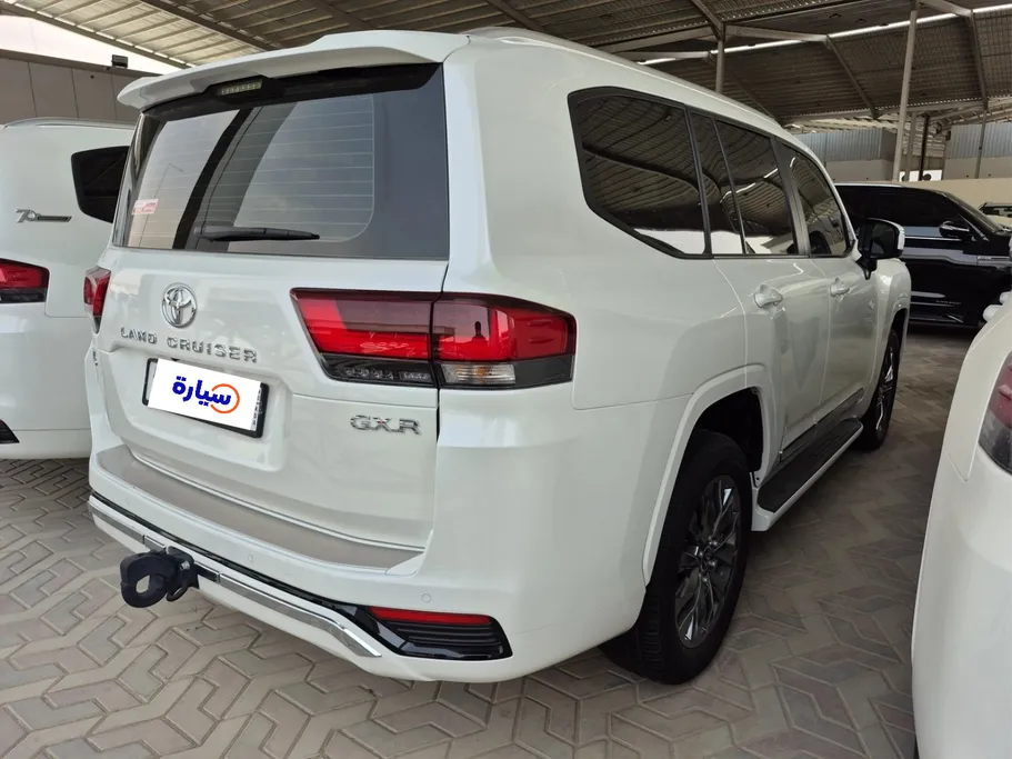 تويوتا لاندكروزر GXR4 2024 