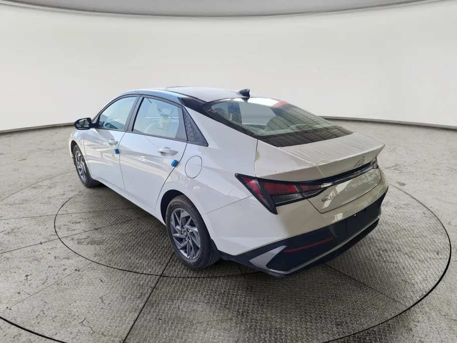 2026 Hyundai Elantra Smart China 