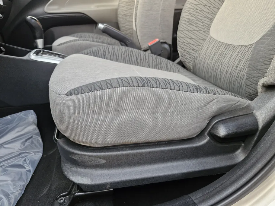 2024 Kia Pegas LX 