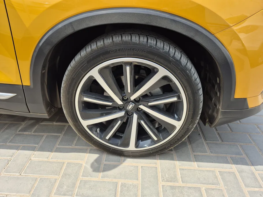2022 FAW Bestune T77  