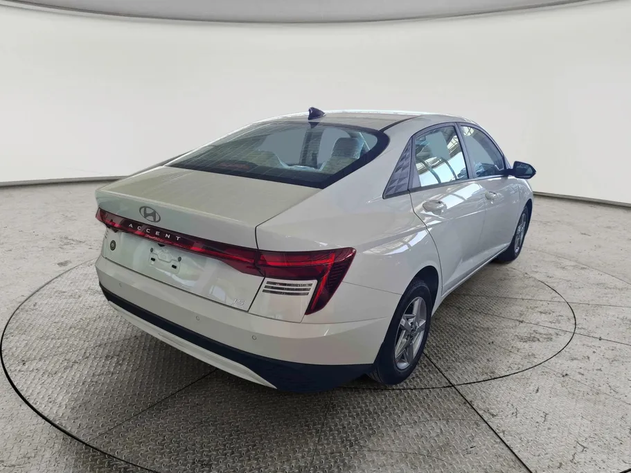 2026 Hyundai Accent Fleet 