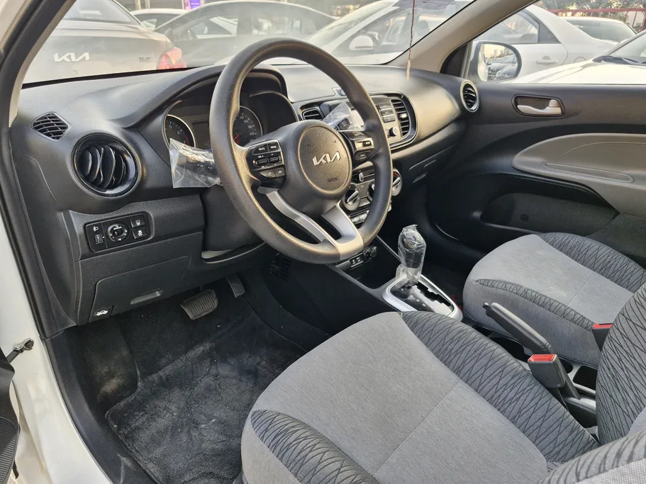 2024 Kia Pegas LX 