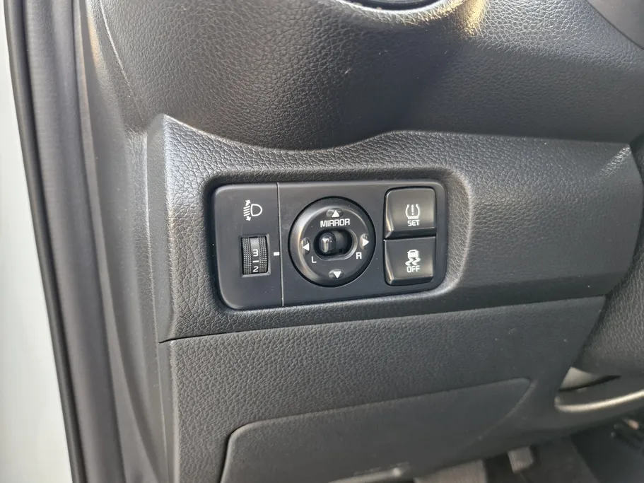 2024 Kia Pegas LX 