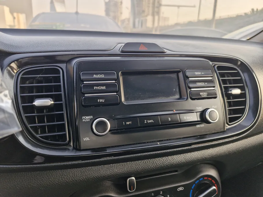2024 Kia Pegas LX 