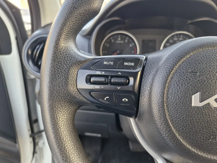 2024 Kia Pegas LX 