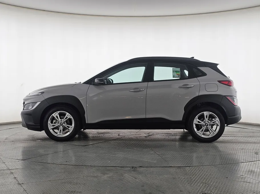 2023 Hyundai Kona SMART 