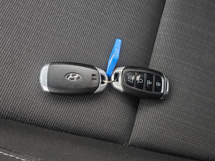 2023 Hyundai Kona SMART 