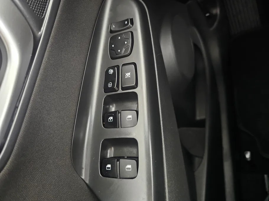 2023 Hyundai Kona SMART 