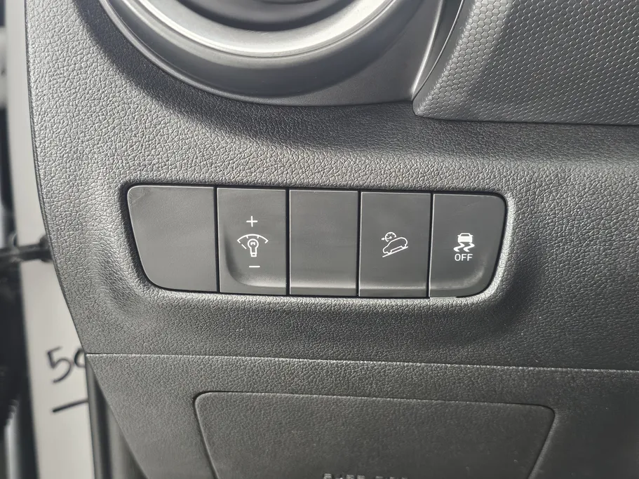 2023 Hyundai Kona SMART 