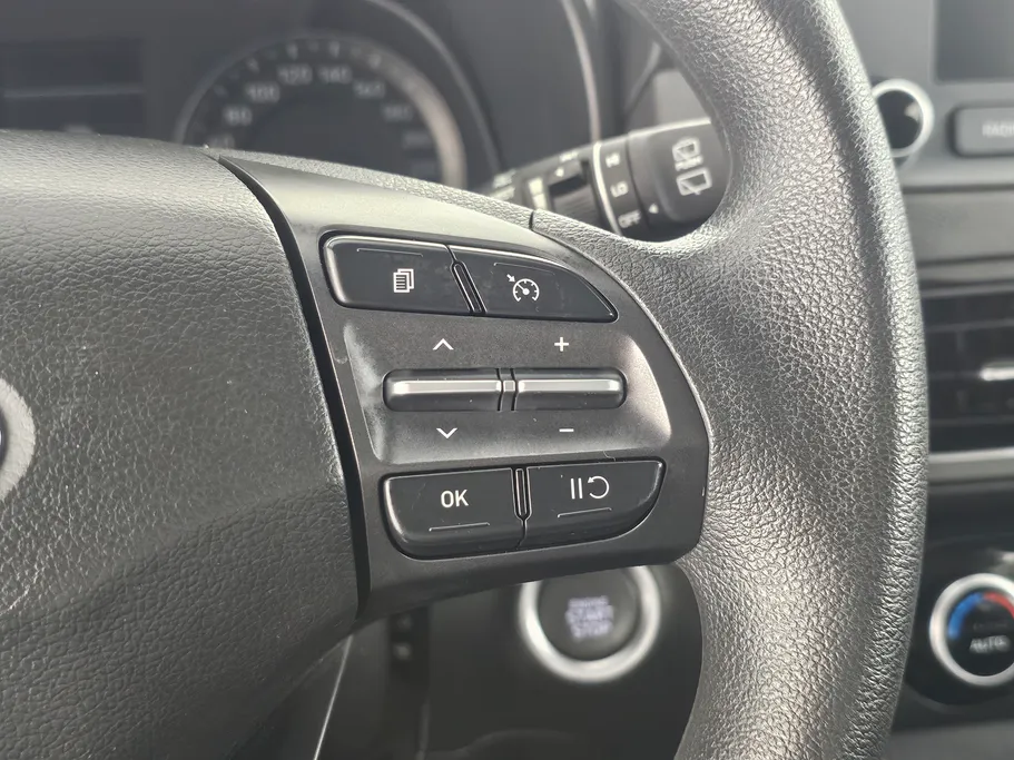 2023 Hyundai Kona SMART 