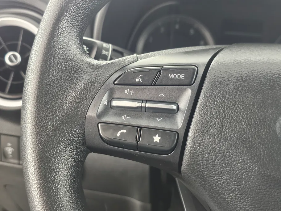 2023 Hyundai Kona SMART 