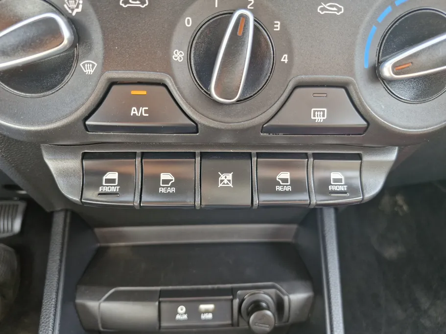 2024 Kia Pegas LX 