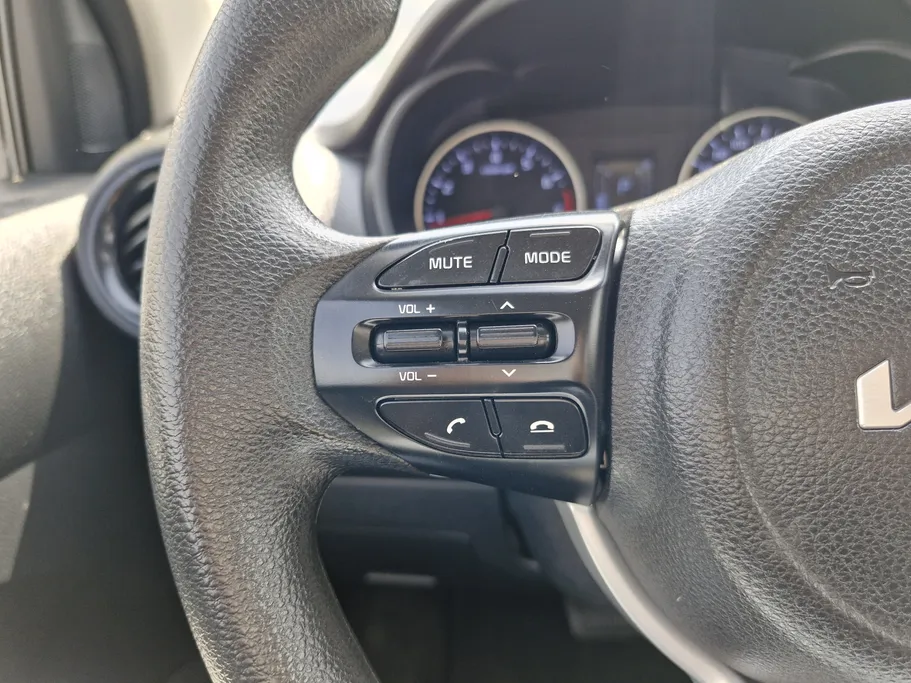 2024 Kia Pegas LX 
