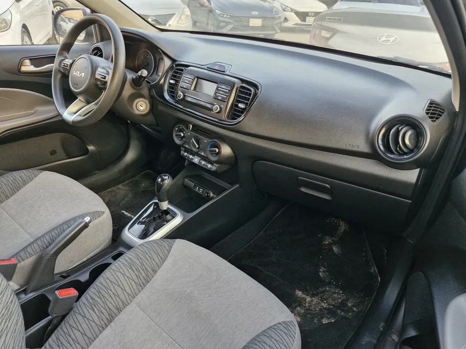 2024 Kia Pegas GL 