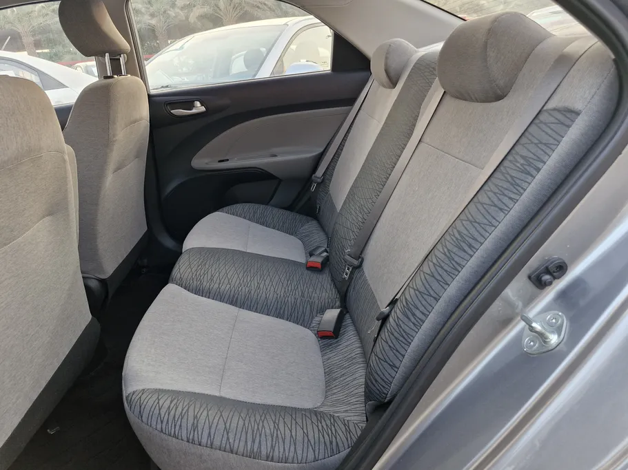 2024 Kia Pegas GL 