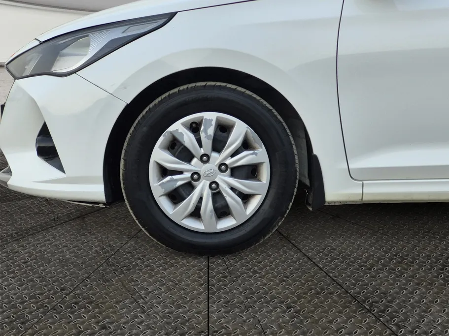 2021 Hyundai Accent Smart 
