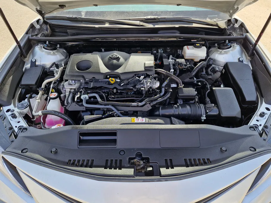 تويوتا كامري GLE HEV  2023