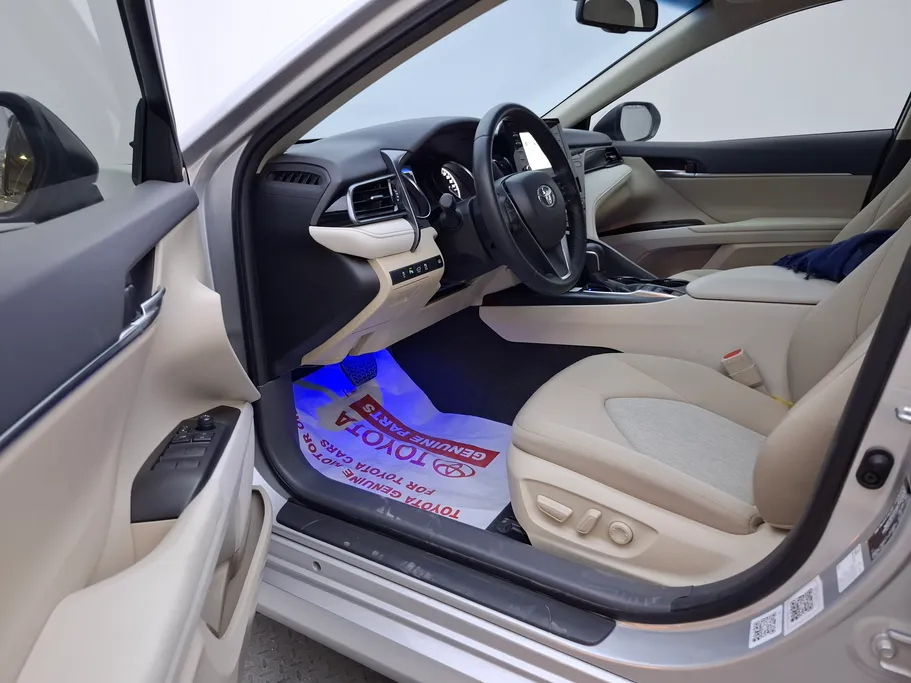 2023 Toyota Camry  GLE HEV  