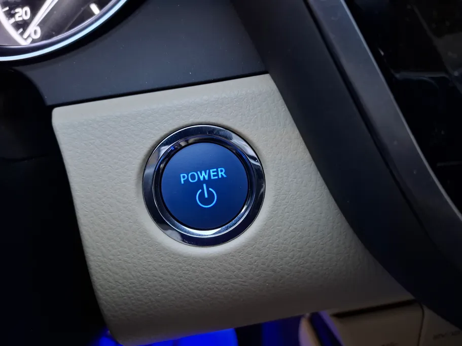 2023 Toyota Camry  GLE HEV  