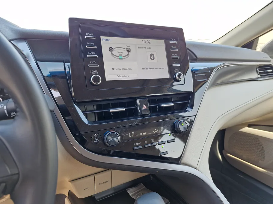 تويوتا كامري GLE HEV  2023