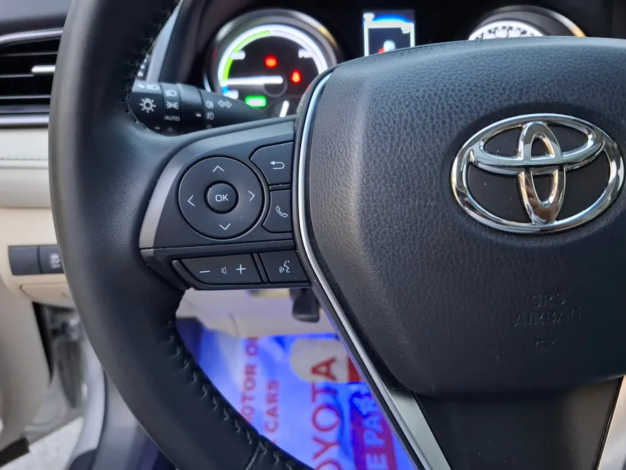 2023 Toyota Camry  GLE HEV  