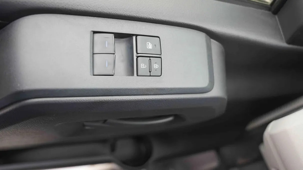 2026 Toyota Haice فان بضاعه 