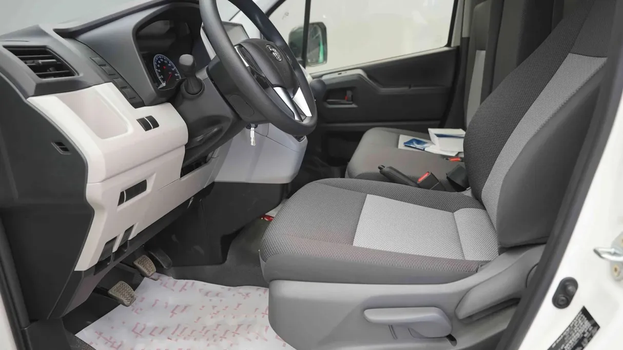 2026 Toyota Haice فان بضاعه 