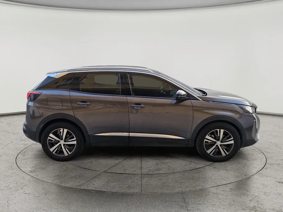 2023 Peugeot 3008 Allure 