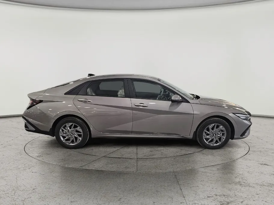 2026 Hyundai Elantra Smart Plus	China 