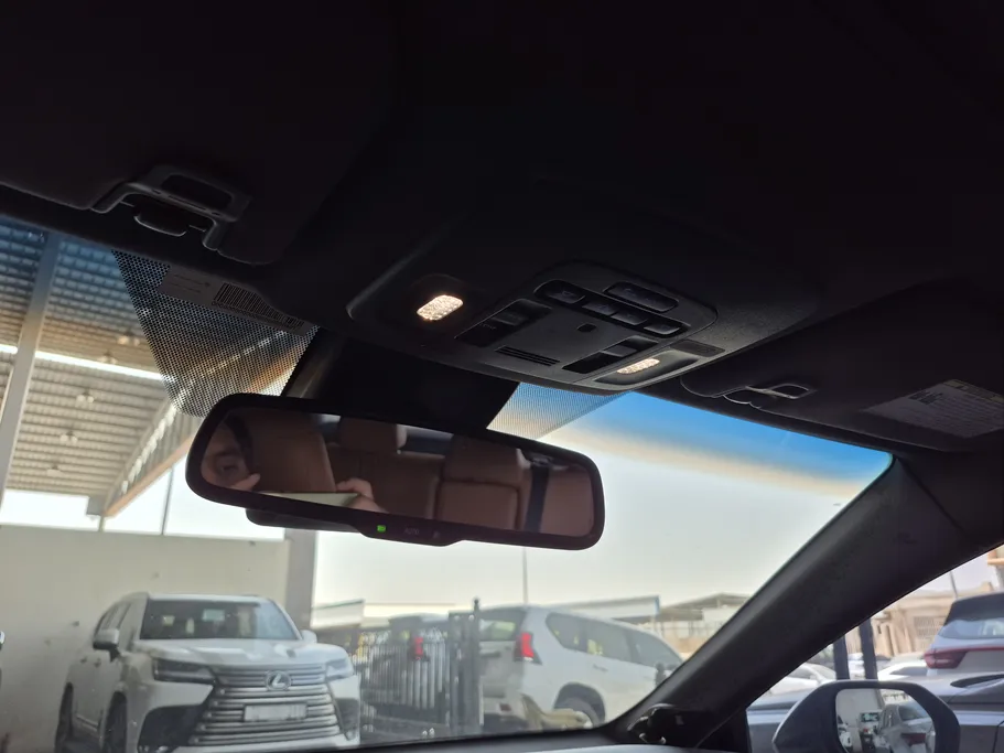 تويوتا افالون PREMIUM 2019 