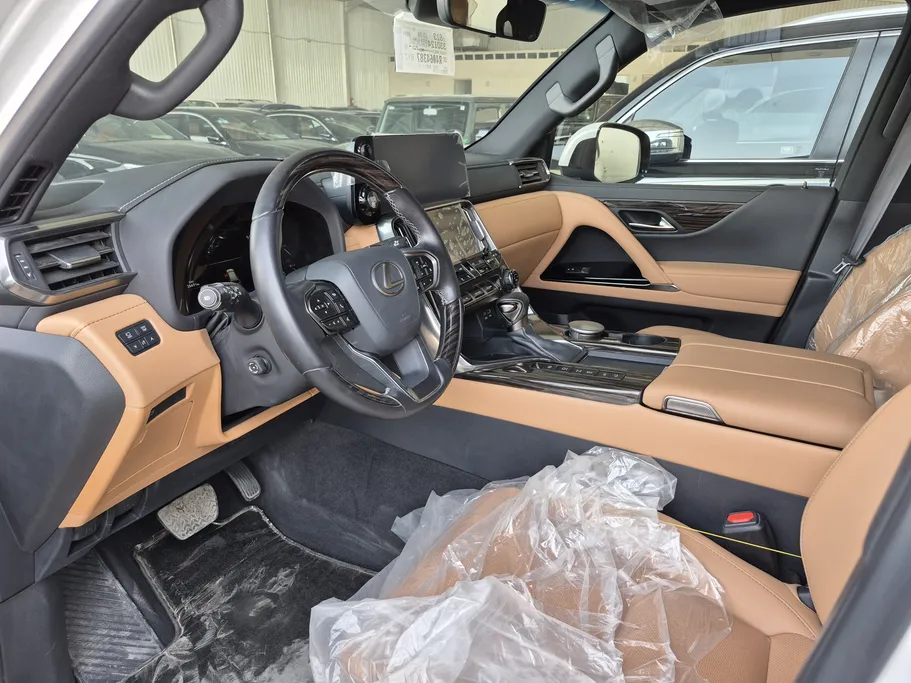 لكزس LX 600 2024 