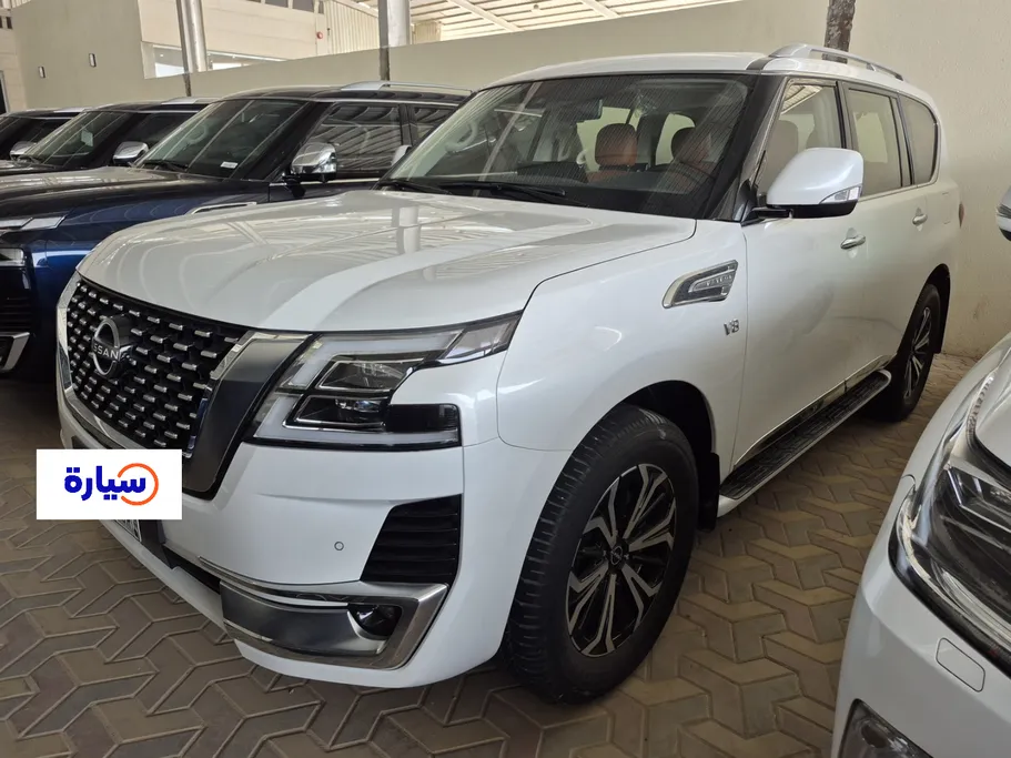2023 Nissan Patrol Titanium 