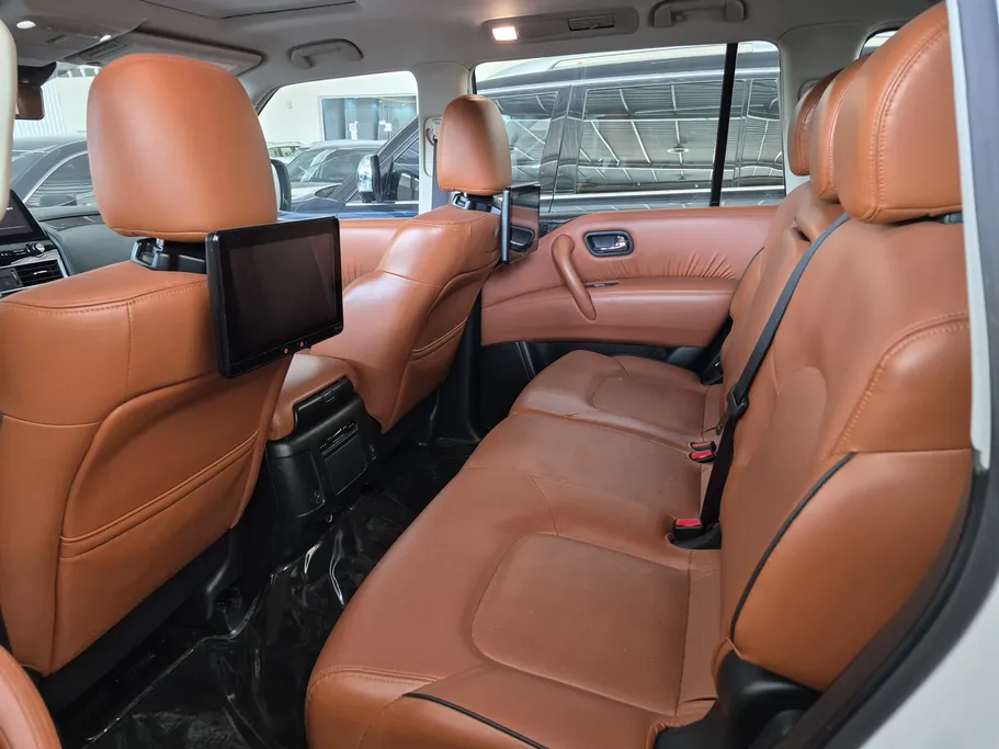 2023 Nissan Patrol Titanium 