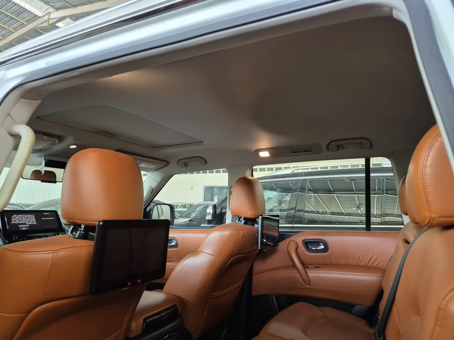 2023 Nissan Patrol Titanium 