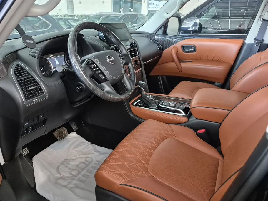 2023 Nissan Patrol Platinum 