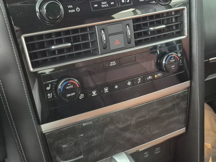 2023 Nissan Patrol Platinum 