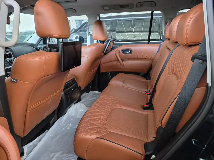 2023 Nissan Patrol Platinum 