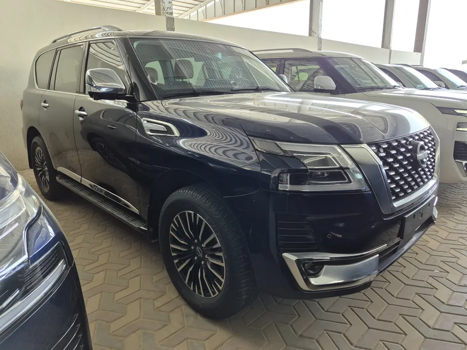 2023 Nissan Patrol Platinum 