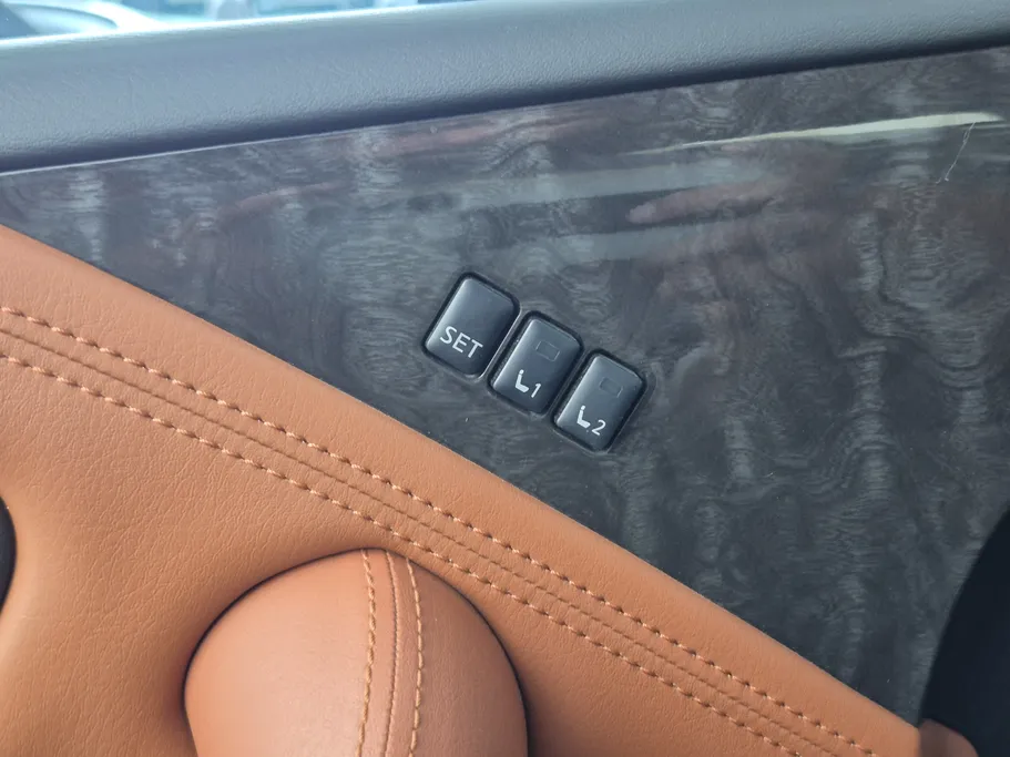 2023 Nissan Patrol Platinum 