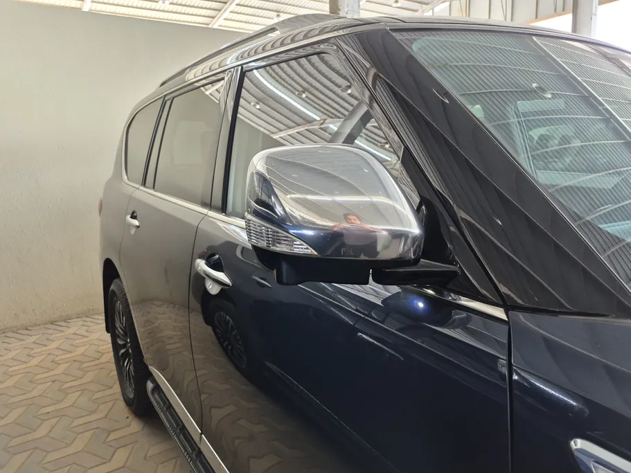 2023 Nissan Patrol Platinum 