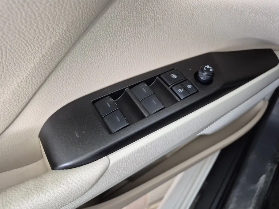 2022 Toyota Camry  LE 