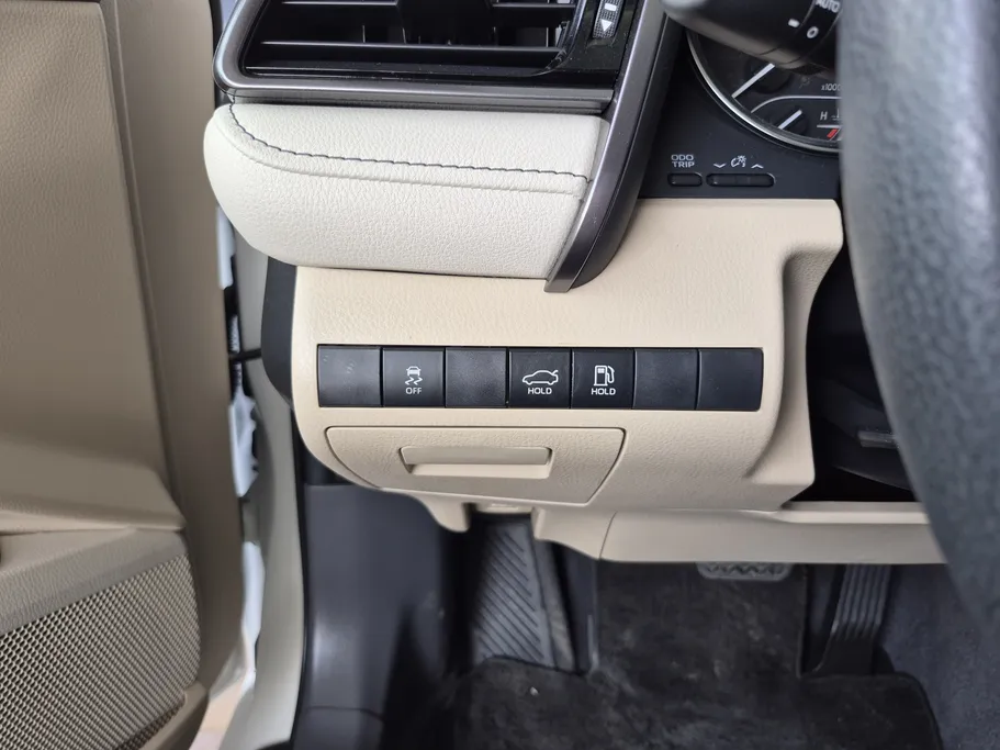 2022 Toyota Camry  LE 