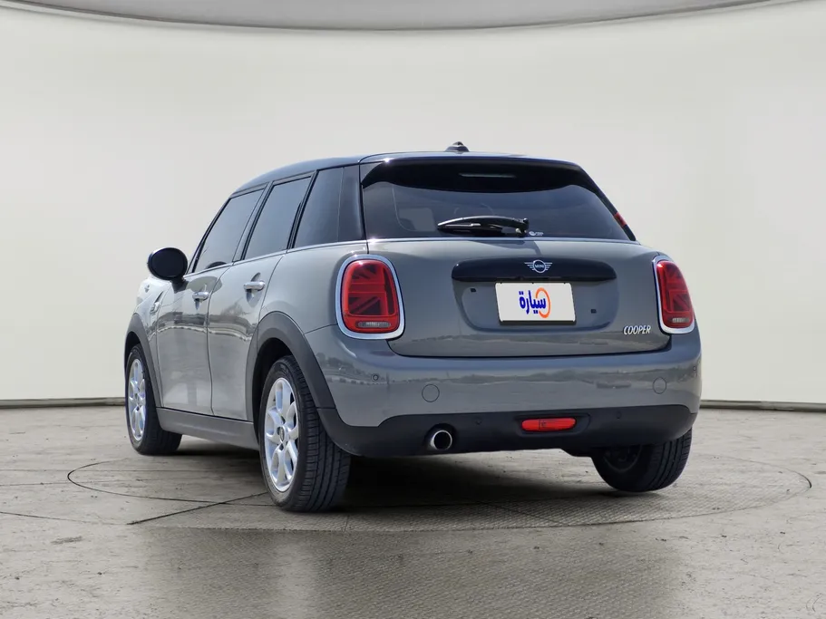 2021 Mini Cooper Half Full 
