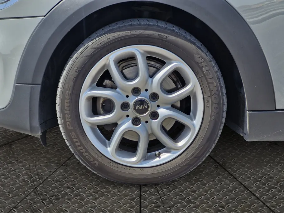 2021 Mini Cooper Half Full 