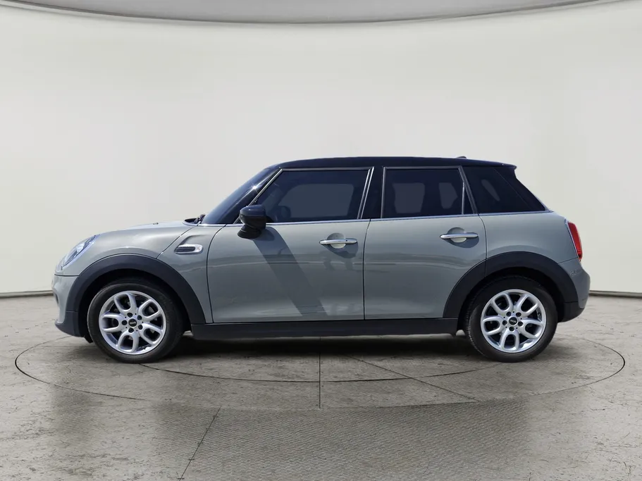 2021 Mini Cooper Half Full 
