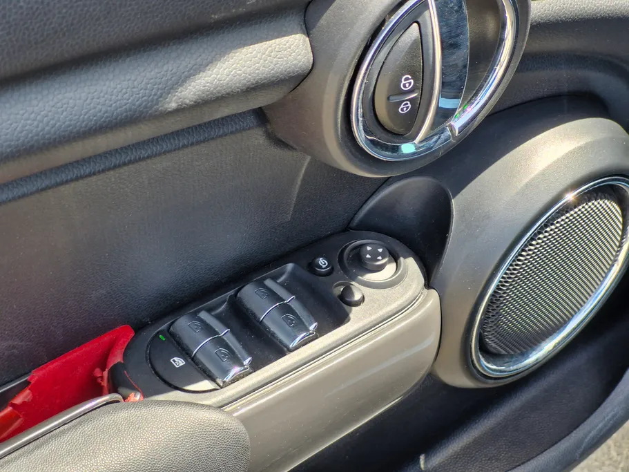 2021 Mini Cooper Half Full 