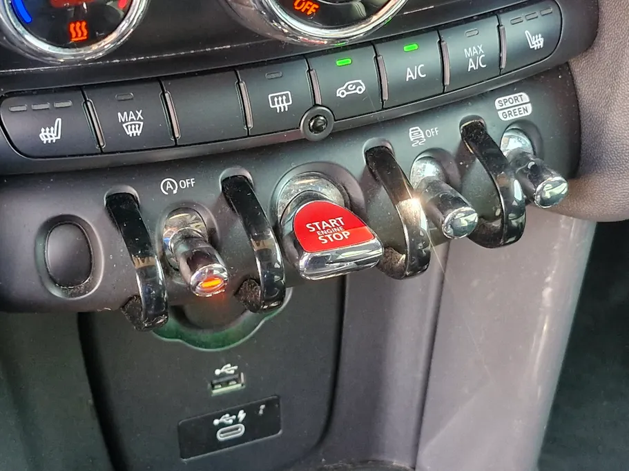2021 Mini Cooper Half Full 
