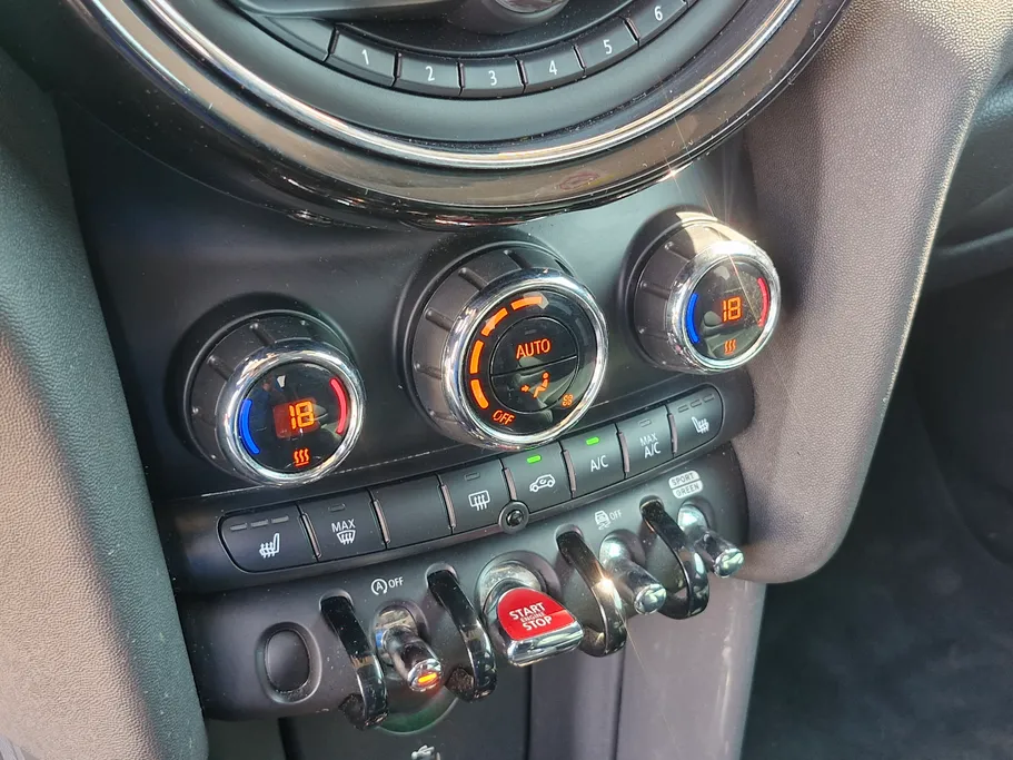 2021 Mini Cooper Half Full 