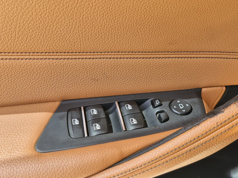 2018 BMW 5 Series 520i 